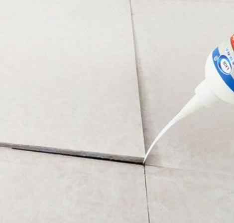 定南瓷砖空鼓维修公司分享卫生间瓷砖脱落的原因可能有以下几点